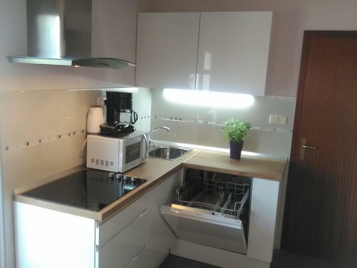 Apartment Yelena Rose West Zadar Luaran gambar